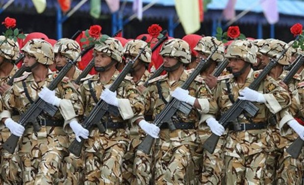 نیروهای مسلح حافظان مکتب والای اسلام هستند