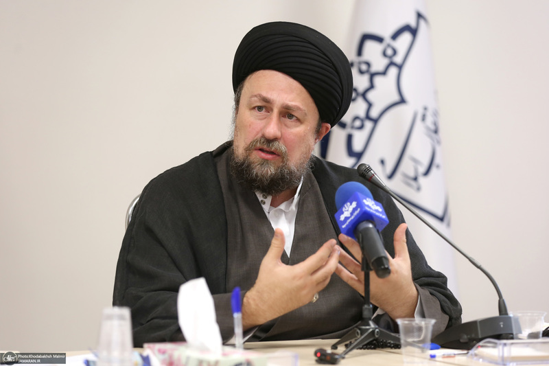 آیین رونمایی  از فصلنامه گواه در مرکز اسناد انقلاب اسلامی