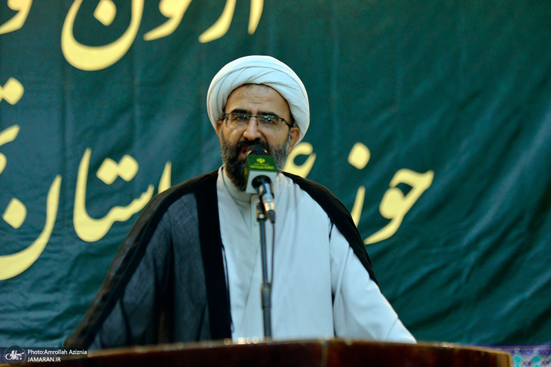 آزمون ورودی حوزه علمیه استان تهران در حرم مطهر امام خمینی