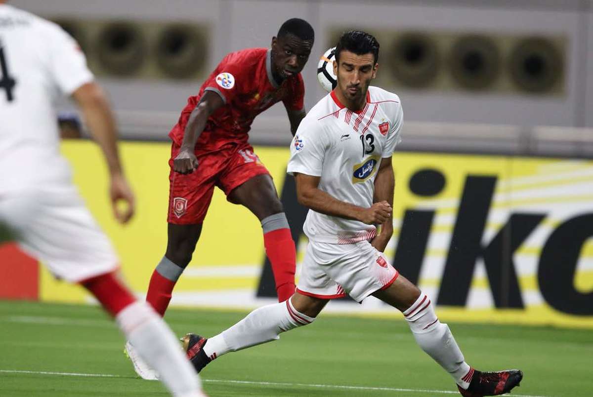 حسین ماهینی: در آزادی بیشتر تیم‌ها تاکتیک ضدحمله دارند