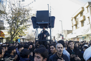 دسته عزاداری روز شهادت حضرت زهرا (س) با حضور آیت الله العظمی وحید خراسانی