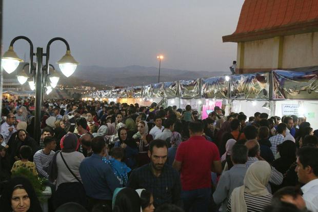 بیش از 100 هزار نفر در روز، از دوازدهمین جشنواره ملی آش ایرانی بازدید کردند