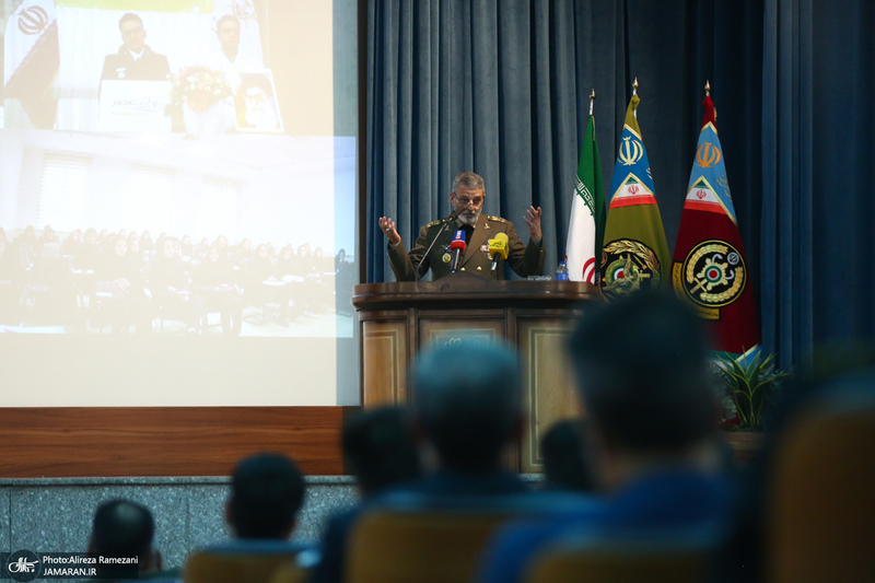 مراسم تجلیل از پرستاران و دانشجویان نمونه دانشکده پرستاری دانشگاه علوم پزشکی ارتش