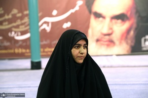 حضور جمعی از خانواده معظم شهدای میناب در جماران