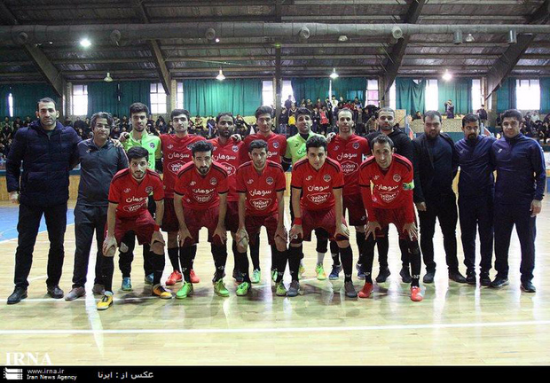شکست تیم سوهان محمد سیما قم در بازی رفت نیمه نهایی فوتسال کشور