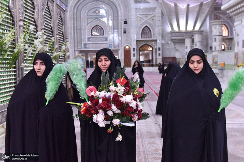 مراسم گل افشانی حرم مطهر امام خمینی (س)