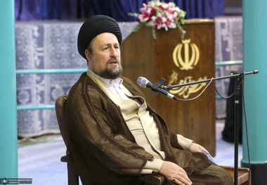 سید حسن خمینی: امام نماد جمهوری اسلامی است