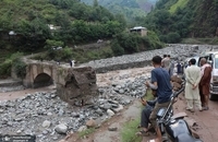 شمار کشته‌شدگان سیل در پاکستان به ۳۰۰ نفر افزایش یافت (8)