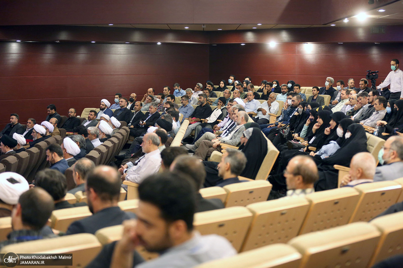 دیدار رئیس و کارکنان موسسه‎ تنظیم و نشر آثار امام خمینی با سید حسن خمینی