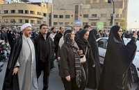 حضور رئیس موسسه تنظیم و نشر امام خمینی در اجتماع بزرگ مردم تهران