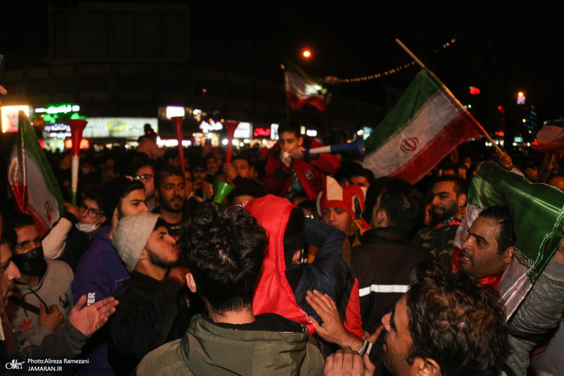 شادی مردم پس از صعود تیم ملی به جام جهانی قطر