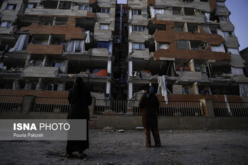 تصاویری از مناطق زلزله زده در سنندج و سر پل‌ذهاب