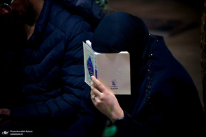 احیای شب نوزدهم ماه رمضان در گلزار شهدای بهشت زهرا (س)