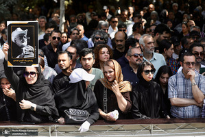 مراسم تشییع مرحوم اکبر عبدی