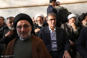 مراسم تشییع و تدفین همسر آیت الله موسوی بجنوردی (ره) در حرم امام خمینی (س)-3