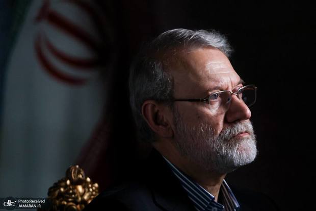 لاریجانی: آمریکا زمانی که از جنگ خسته شد، بیاید مذاکره کند/ مذاکره‌ای که از قبل نتیجه‌اش مشخص باشد، مسخره‌بازی است! {در مورد سخنان ترامپ پیرامون از بین رفتن مراکز غنی‌سازی ایران} از ترامپ بپرسید که گفت خلبانان ما موفق بودند، حرف ایشان را نادیده نگیرید!