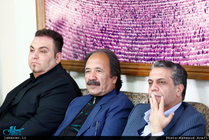 دیدار جمعی از فعالان فضای مجازی با سید حسن خمینی