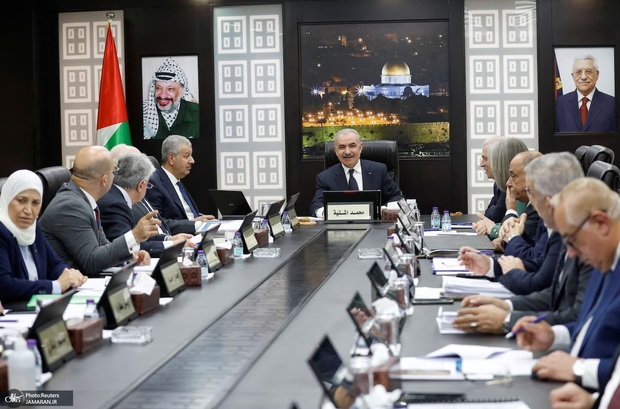 در تشکیلات خودگردان فلسطین چه خبر است؟/ آیا محمودعباس88ساله  تن به خانه نشینی می دهد؟