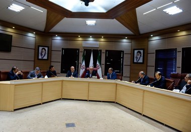 مطالبات خانواده های ایثارگران باید بیان شود