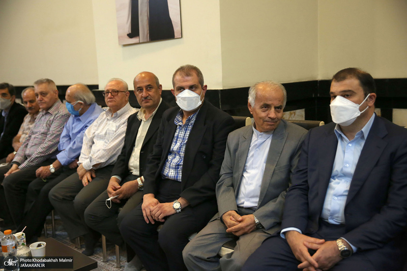 دیدار جمعی از نمایندگان پیروان ادیان الهی با سید حسن خمینی
