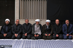 عزاداری شب عاشورای حسینی (ع) در حسینیه امام خمینی(ره)