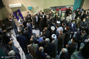 مراسم تشییع حجت الاسلام و المسلمین محتشمی پور در حسینیه جماران