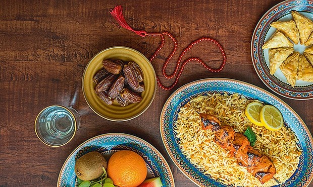 از افطار تا سحر چه غذاهایی بخوریم؟