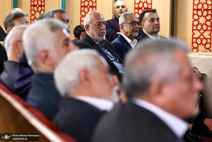 نشست رو‌نمایی کتاب در اندیشه ایران