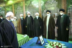 تجدید میثاق رئیس قوه قضاییه و مسئولان قضایی با آرمان‌های امام خمینی(س)