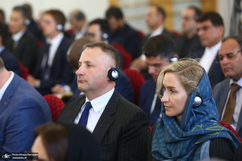 نشست توجیهی معاون محترم امور حقوقی و بین المللی وزیر امور خارجه با سفرا و روسای نمایندگی های خارجی