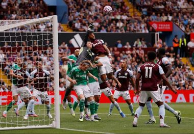 تساوی بدون گل در لیگ انگلیس با چاشنی اعتراض به یاغی جدایی طلب