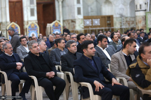 دیدار وزیر اقتصاد  جمعی از مدیران بانک ها با سید حسن خمینی