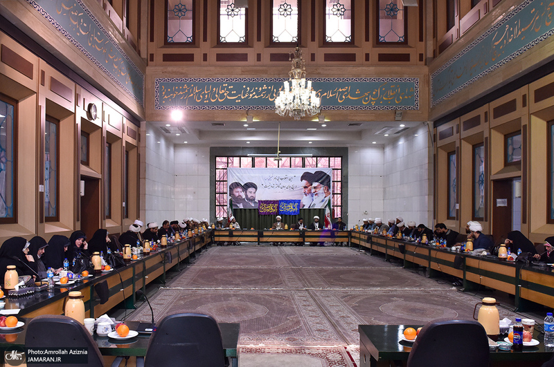 نشست مشترک مدیران فرهنگی آستان امام خمینی (س) با مدیران فرهنگی شهرداری تهران