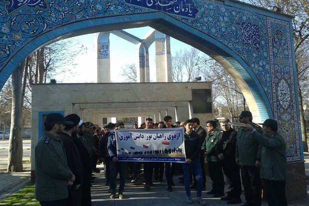 کاروان راهیان نور شهرستان پارس آباد مغان به مناطق عملیاتی جنوب اعزام شد