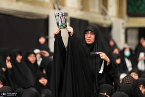 دومین شب مراسم عزاداری ایام شهادت حضرت زهرا (س) در حسینیه امام خمینی(ره)