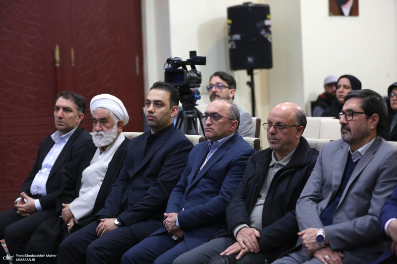 دیدار رئیس سازمان اداری و استخدامی و مدیران نظام اداری کشور با سید حسن خمینی