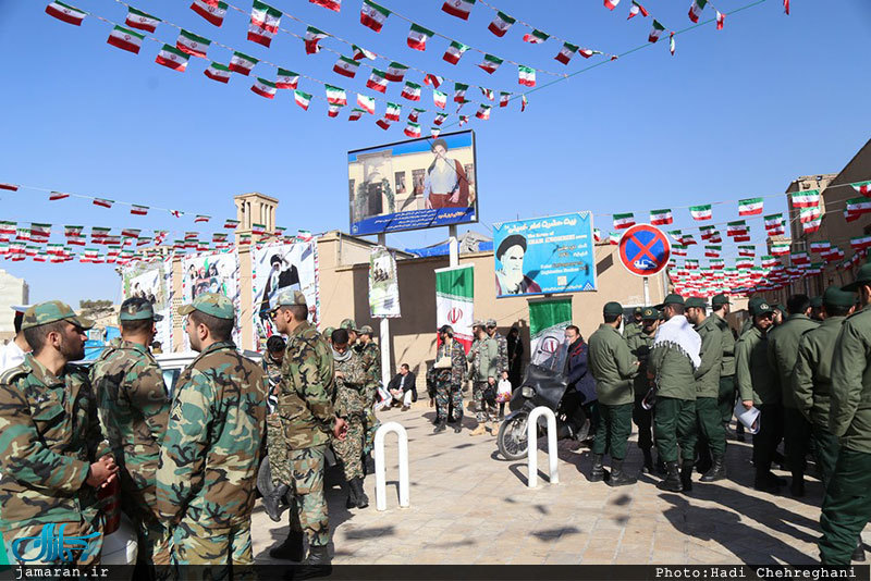 مراسم یوم الله 12 بهمن در بیت امام در قم 