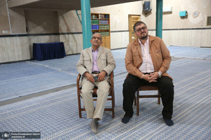 بازدید یوسف شقره، رئیس اتحادیه نویسندگان الجزایر از بیت امام خمینی (س) در جماران