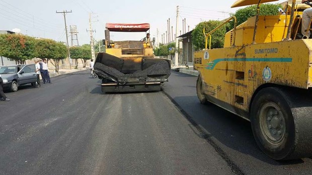 بخشی از آسفالت مورد نیاز معابر کرج تامین شد