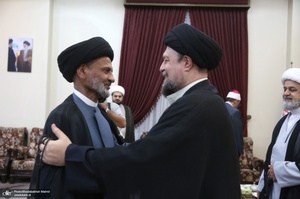 حاشیه های ادای احترام مهمانان خارجی چهلمین کنفرانس وحدت اسلامی به مقام شامخ حضرت امام خمینی (س)