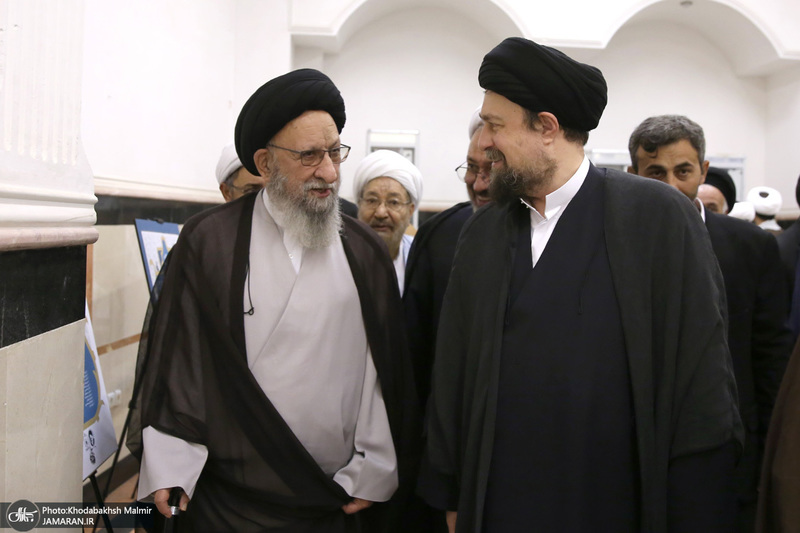 بازدید آیت الله نور مفید از نمایشگاه وکلای شرعی امام خمینی (س)