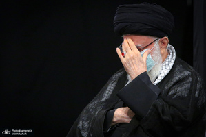 اولین شب مراسم عزاداری حضرت اباعبدالله الحسین (ع) در حسینیه امام خمینی