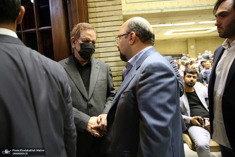 حضور سید حسن خمینی در مراسم ترحیم مادر شهیدان جهانگیری