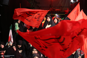 مراسم عزاداری امام حسین (ع) در خیابان کشور دوست
