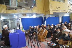 نشست‌ فقه پژوهی با موضوع رجوع مسلمان به محاکم دولت‌های غیر اسلامی