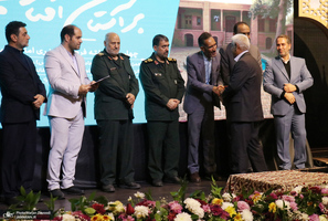 مراسم تجلیل از ورزشکارانشهرستان خمین