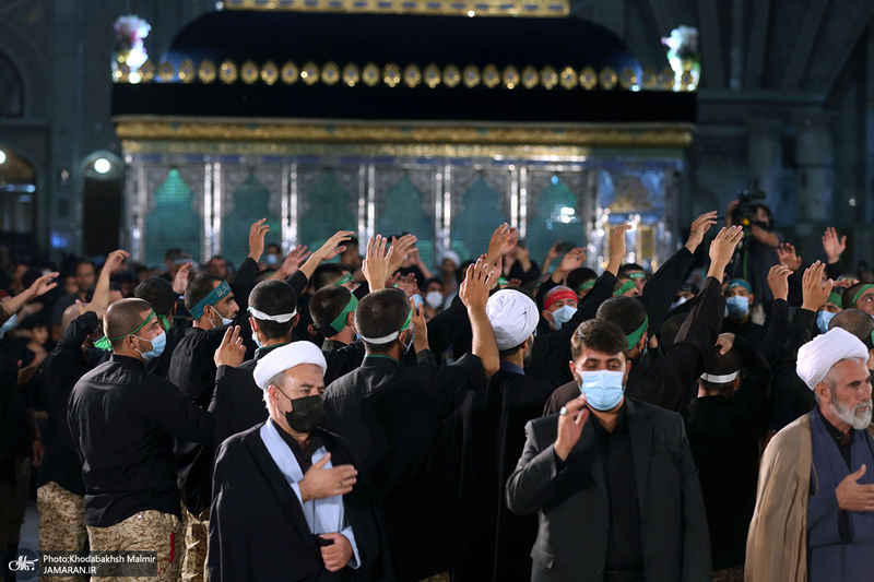 مراسم عزاداری شب عاشورای حسینی (ع) در حرم امام خمینی (س)