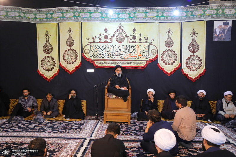 مراسم عزاداری دهه اول ماه صفر در بیت آیت الله شاه آبادی در قم‎