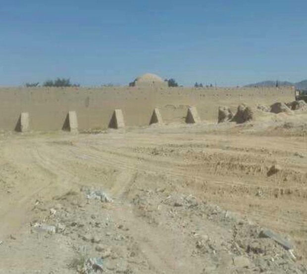 شهردار: عملیات بهسازی و محوطه سازی قلعه حیدرآباد خاش آغاز شد