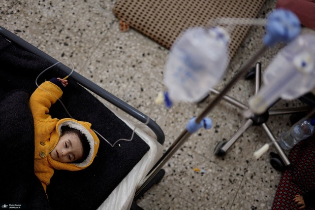 واشنگتن پست: مرگ مردم غزه با پایان جنگ هم تمام نمی شود/ مشکلات جسمی و روحی ناشی از گرسنگی کشیدن مادام العمر است/ غزه در یک قدمی فروپاشی اجتماعی است/ زنان باردار با خطر مرگ هنگام زایمان روبه رو هستند
